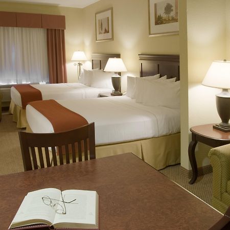Holiday Inn Express Hotel & Suites Lucedale By Ihg Chambre photo