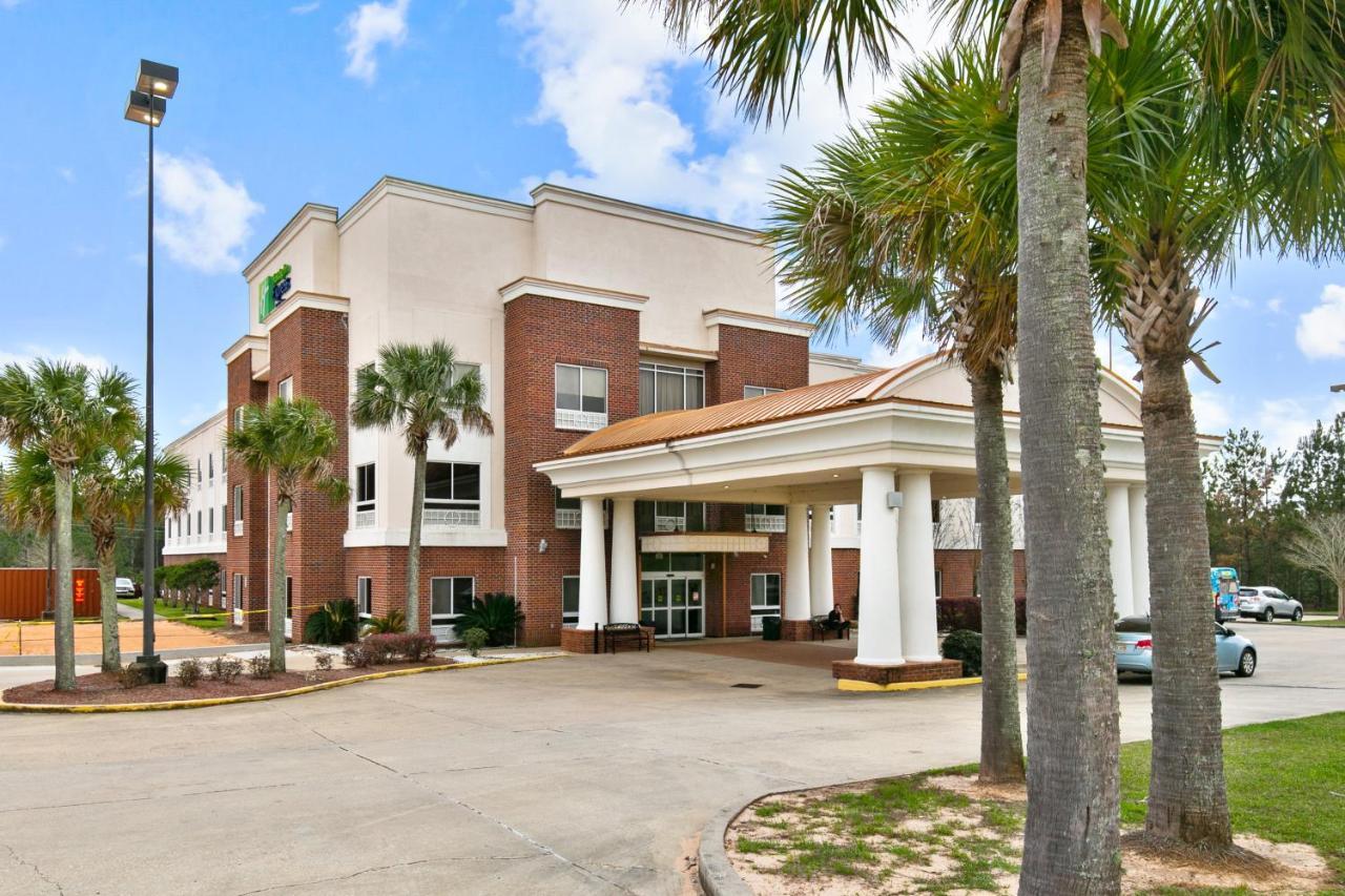 Holiday Inn Express Hotel & Suites Lucedale By Ihg Extérieur photo