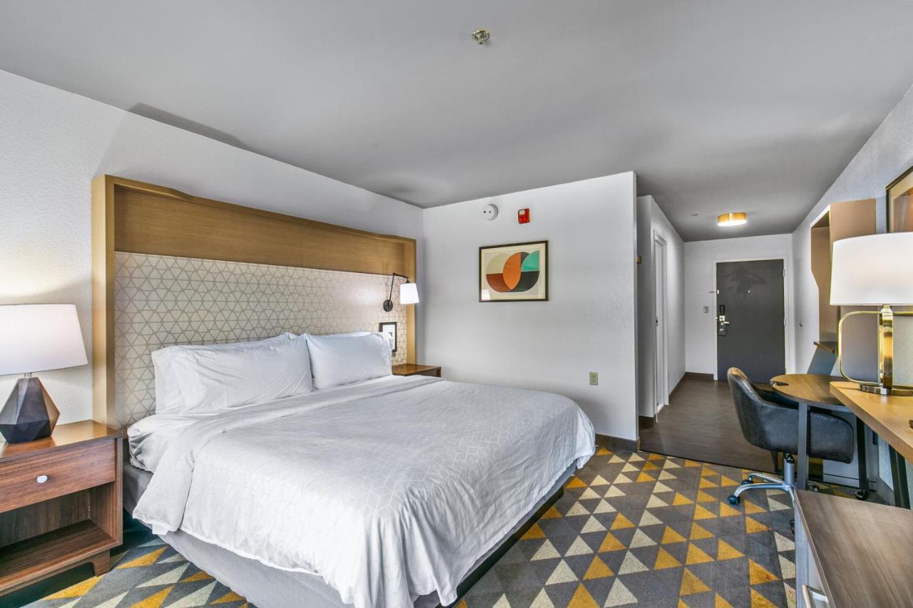 Holiday Inn Express Hotel & Suites Lucedale By Ihg Extérieur photo