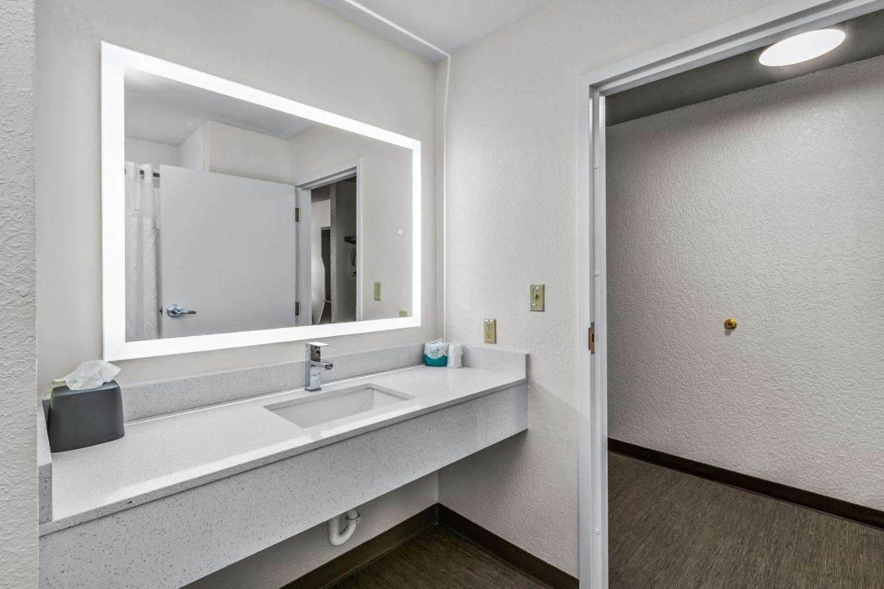 Holiday Inn Express Hotel & Suites Lucedale By Ihg Extérieur photo