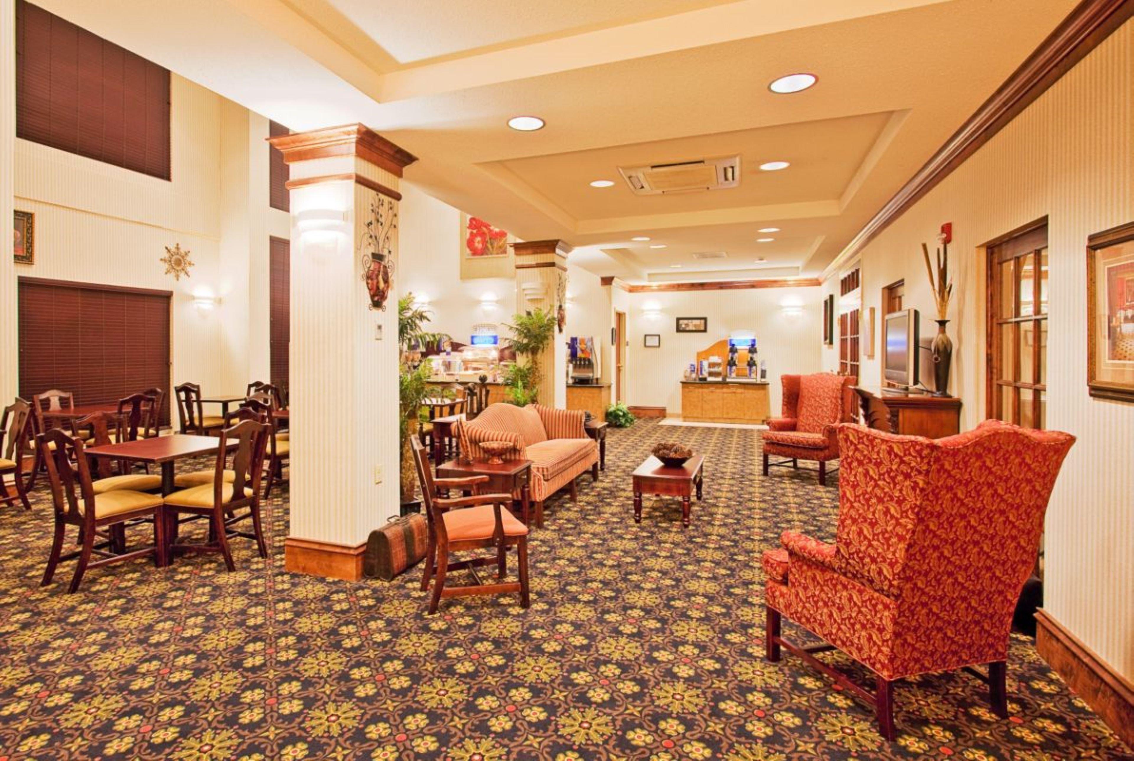 Holiday Inn Express Hotel & Suites Lucedale By Ihg Extérieur photo